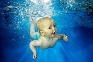 attività acqua neonati